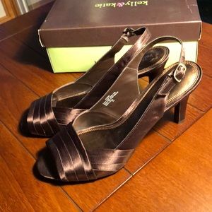 🎉NWOT Kelly and Katie brown satin heels